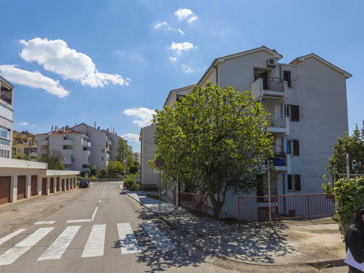 Apartment Vedry Crikvenica Bagian luar foto